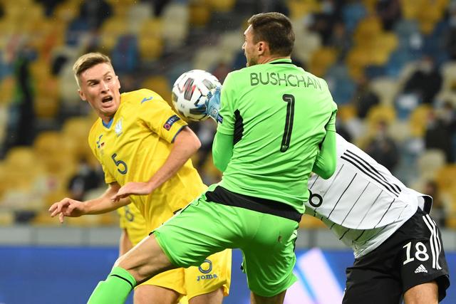 冲西甲榜首都不好惹?赔率示马竞巴萨或战成1-1